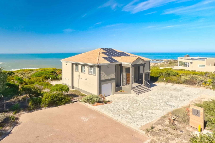 5 Bedroom Property for Sale in Kleinbaai Western Cape